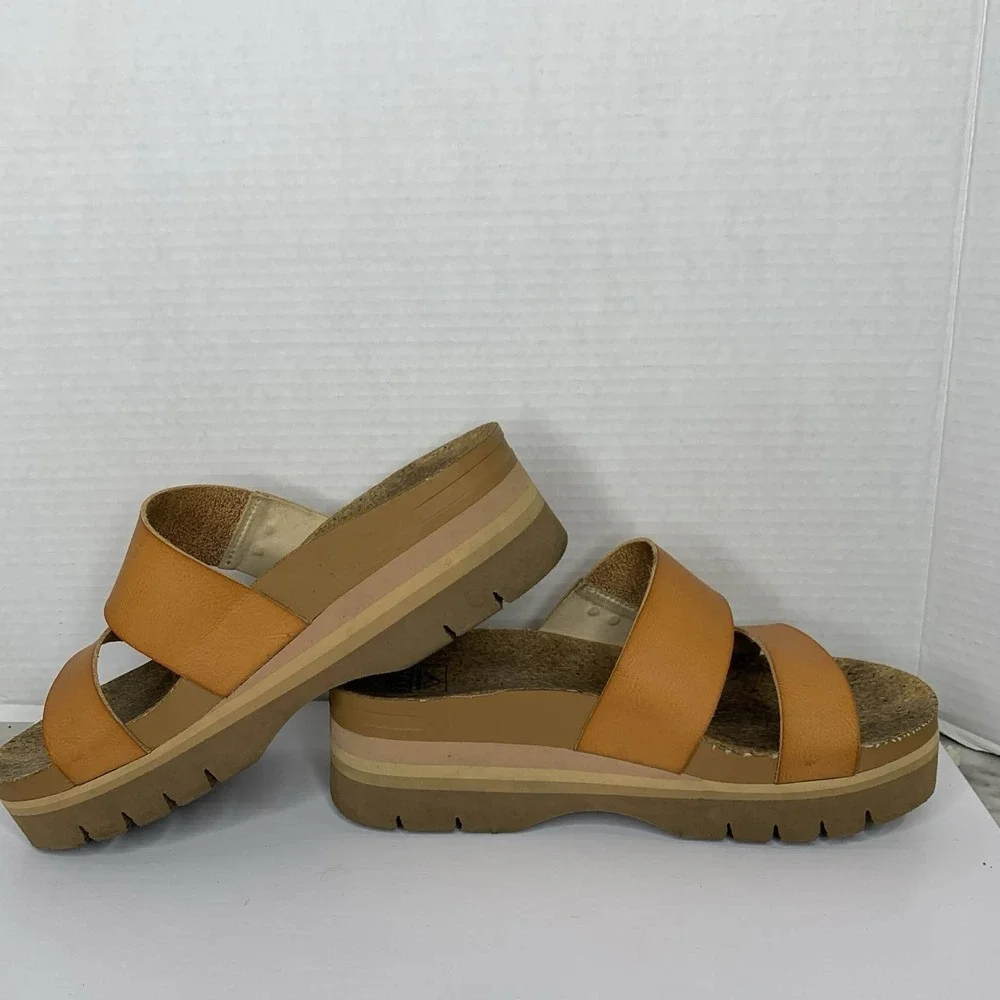 Reef Women's Tan Platform Slide Sandals